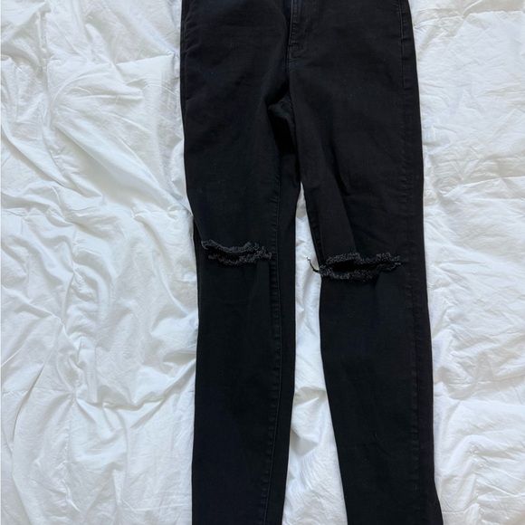 American Eagle Outfitters Black Ripped Skinny Jeans - Picture 1 of 4